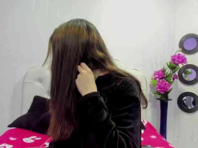 Hot-Barbie-Poku webcam