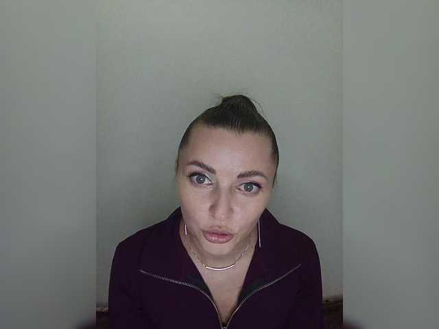 Lakshmi from BongaCams