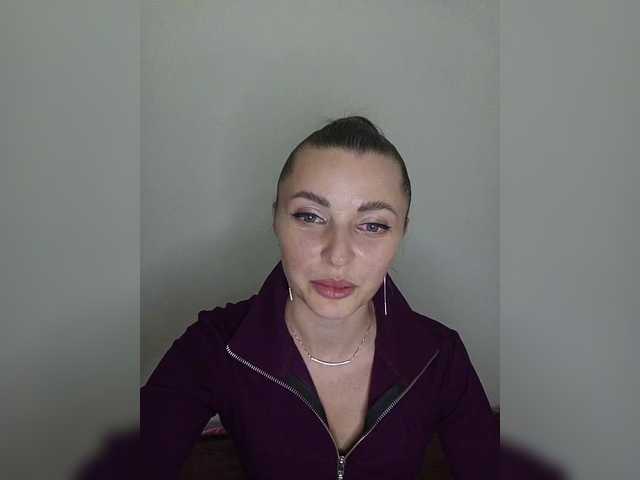 Lakshmi – webcam model profile photo