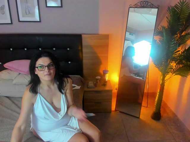 valeryablack's BongaCams show and profile