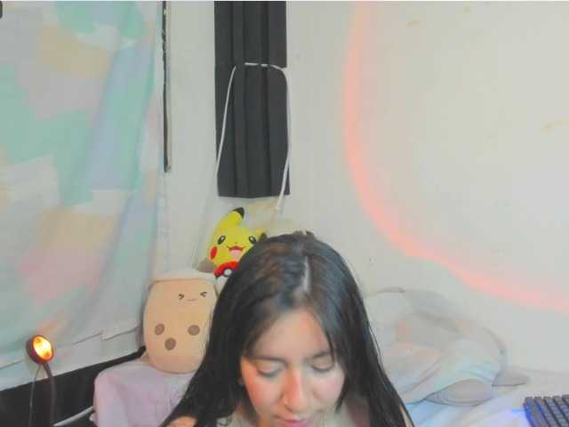 LitleMily's BongaCams show and profile