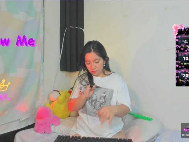 LitleMily's BongaCams show and profile