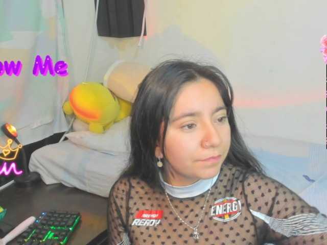 LitleMily's BongaCams show and profile