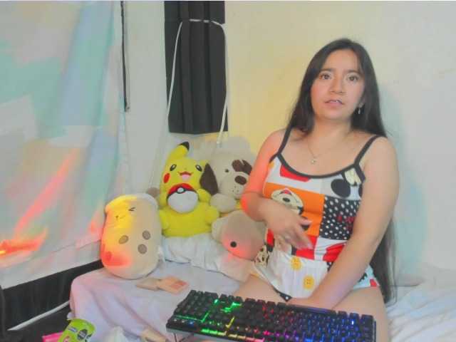 LitleMily's BongaCams show and profile