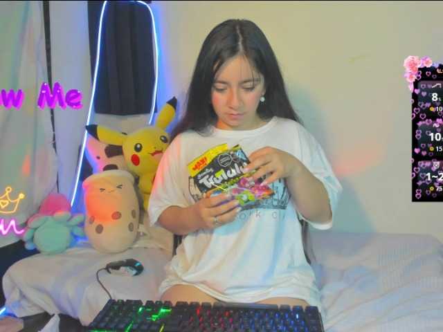 LitleMily's BongaCams show and profile