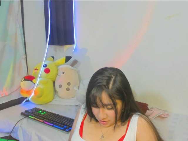 LitleMily's BongaCams show and profile