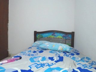 Zoe-Monroe Porn Show