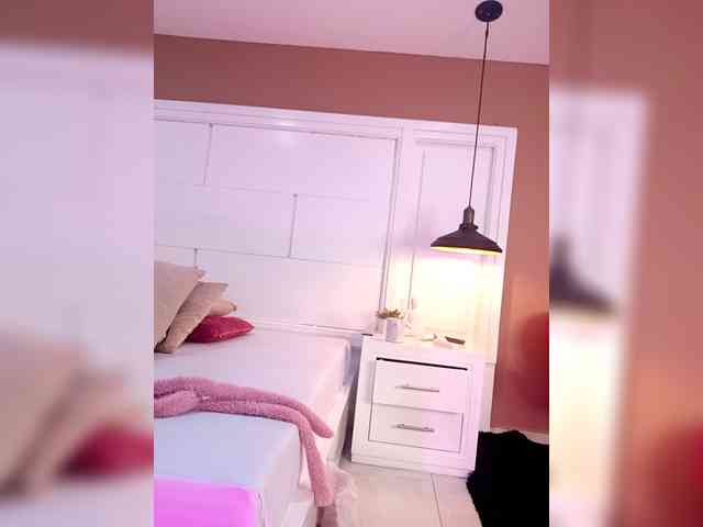 Velvet-Nova Velvet-Nova