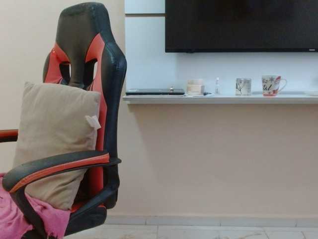 pocahontas26's BongaCams show and profile