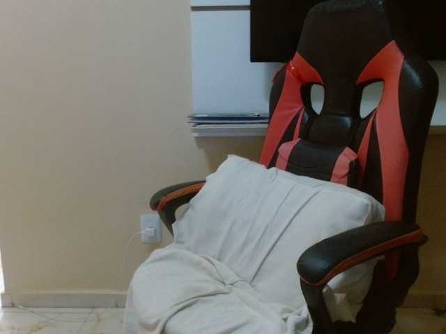 pocahontas26 Live Cam on BongaCams