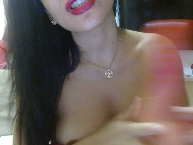 pocahontas26's BongaCams show and profile