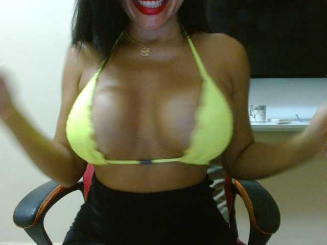 pocahontas26's BongaCams show and profile