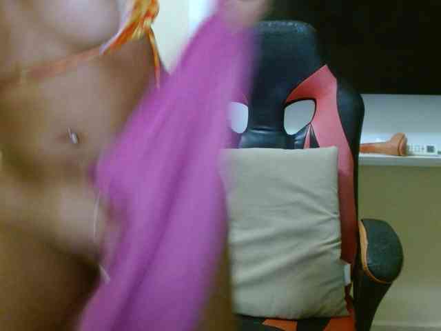 pocahontas26 webcam