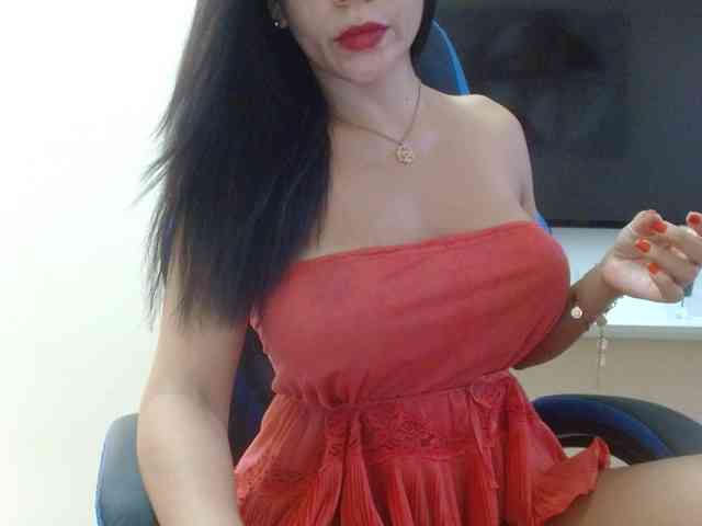 pocahontas26 Live Webcam on BongaCams