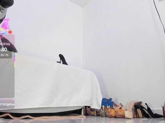 EmaWright from BongaCams is Freechat