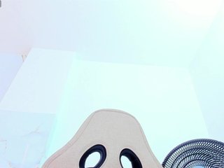 EmilyBrowne Porn Show