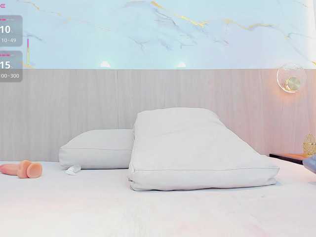  EmilyBrowne chat room