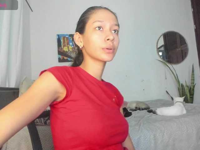 lauraSofiaa from BongaCams