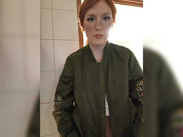 AmaryllisFox – webcam model profile photo