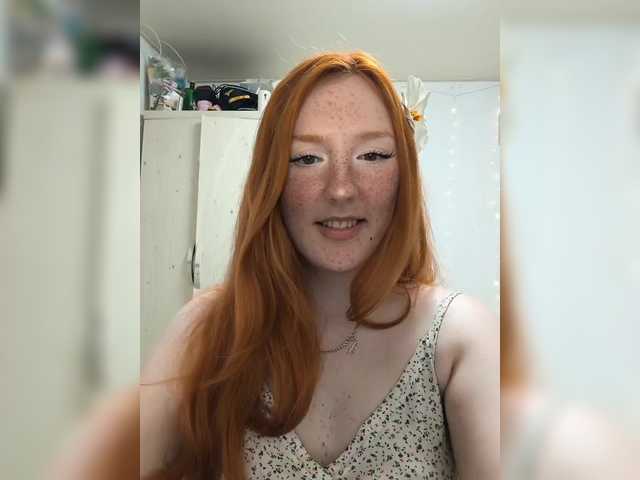 AmaryllisFox – webcam model profile photo