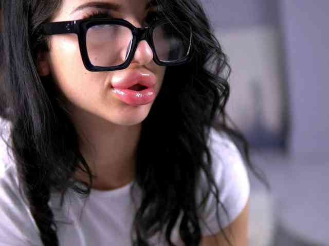 ElysiaKiss ElysiaKiss