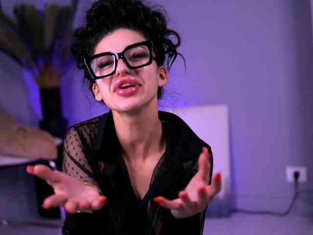 ElysiaKiss ElysiaKiss