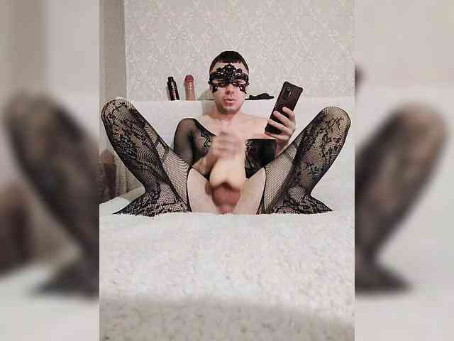 SissyFist12 Live Webcam on BongaCams