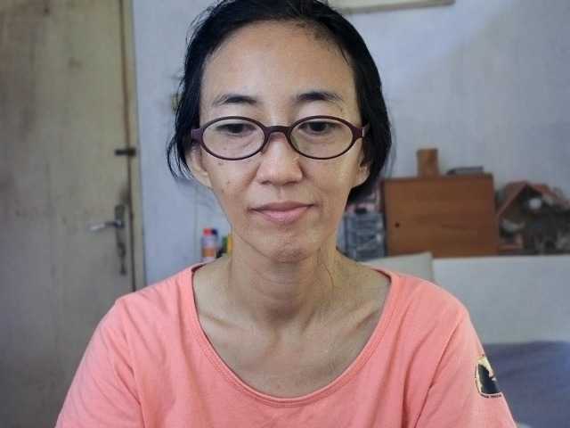 bee077's BongaCams show and profile