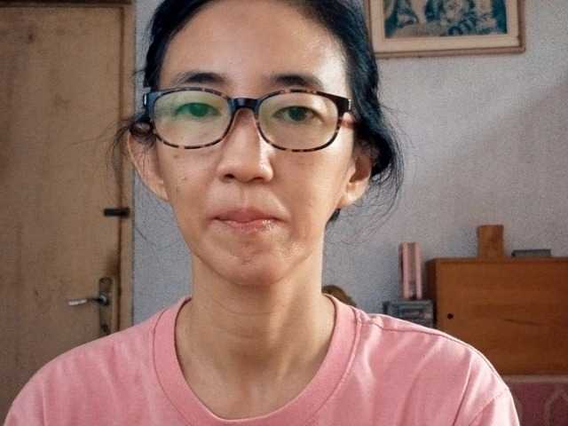 bee077's BongaCams show and profile