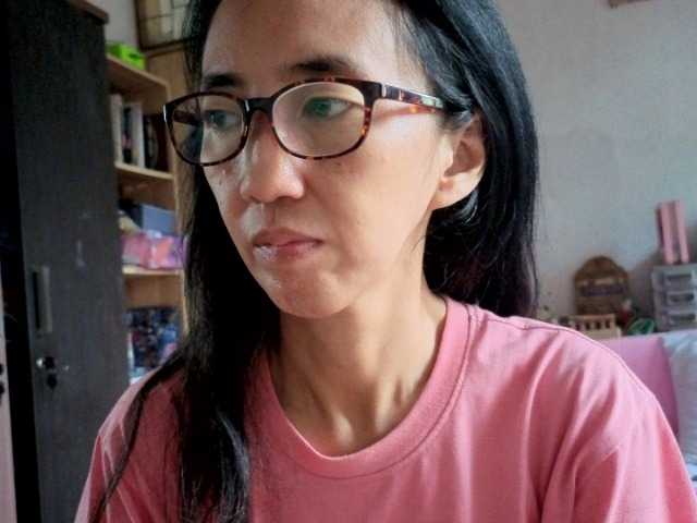 theQueenBee webcam bongacams model stream image