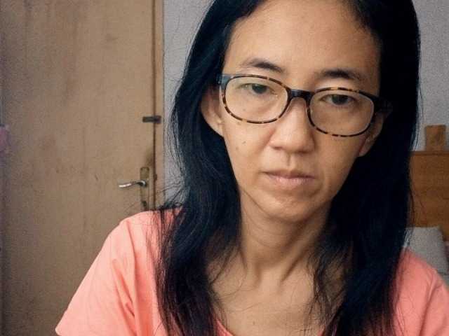 bee077's BongaCams show and profile