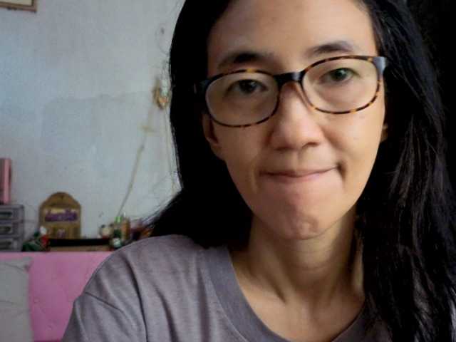 bee077 from BongaCams is Freechat