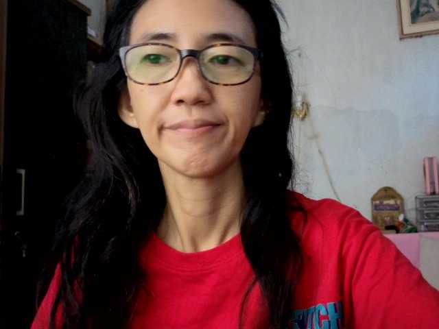 bee077 from BongaCams is Freechat