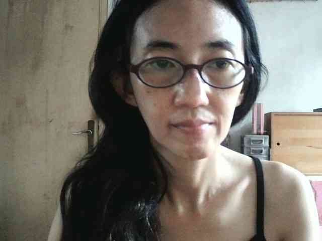 bee077 Live Webcam on {site_name}