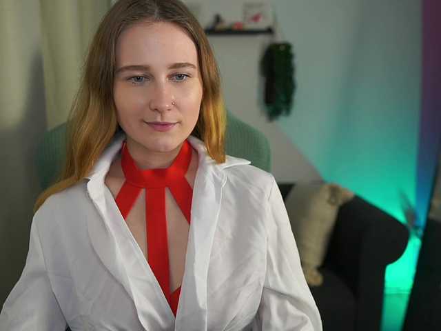 glossybabe's BongaCams show and profile