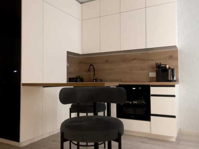 DeberaWarsham's BongaCams show and profile