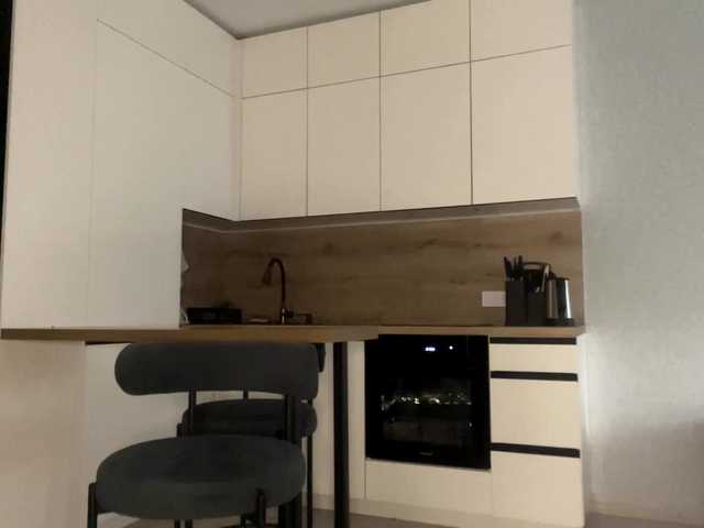 DeberaWarsham's BongaCams show and profile