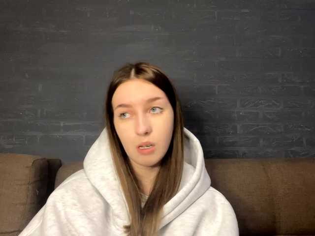  DeberaWarsham chat room