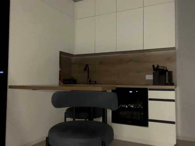 DeberaWarsham's BongaCams show and profile