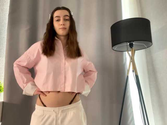 DeberaWarsham's BongaCams show and profile