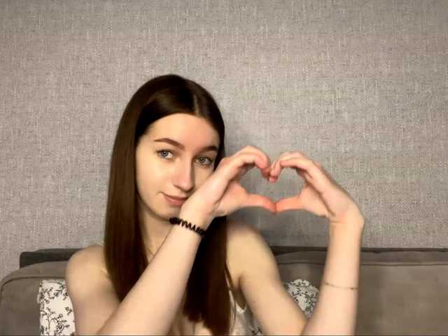 DeberaWarsham – webcam model profile photo