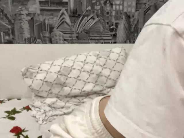 DeberaWarsham – webcam model profile photo