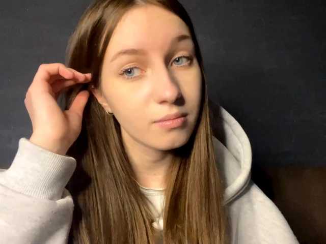 DeberaWarsham from BongaCams