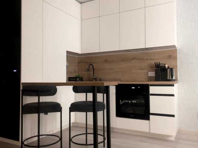 DeberaWarsham's BongaCams show and profile