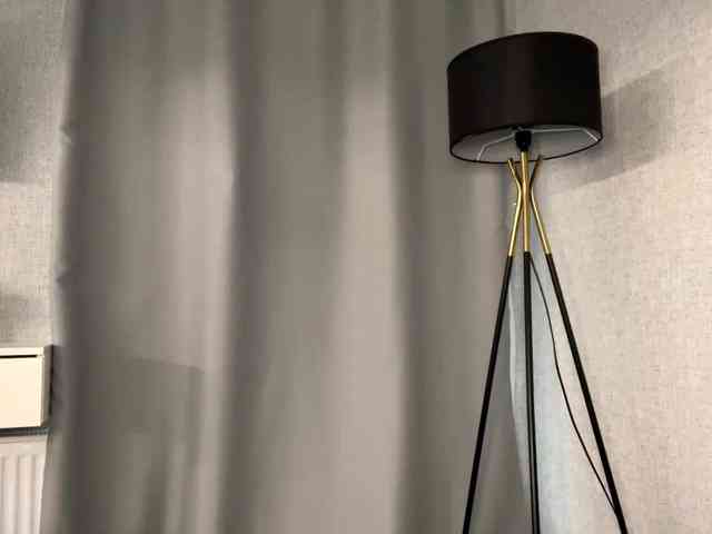 DeberaWarsham webcam