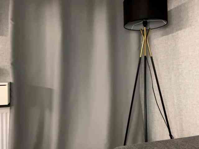 DeberaWarsham webcam