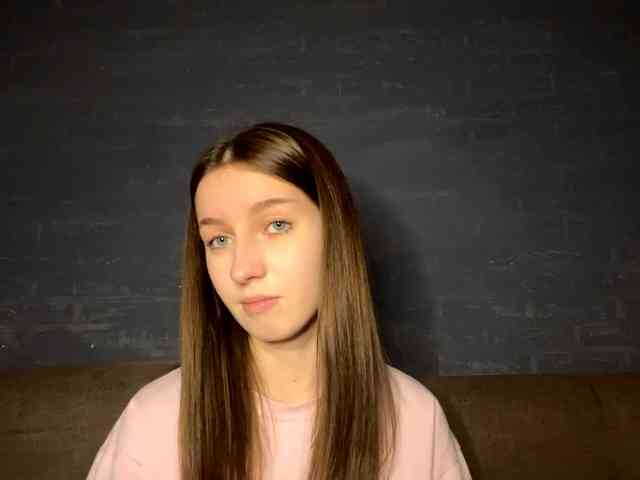 DeberaWarsham Live Webcam on BongaCams