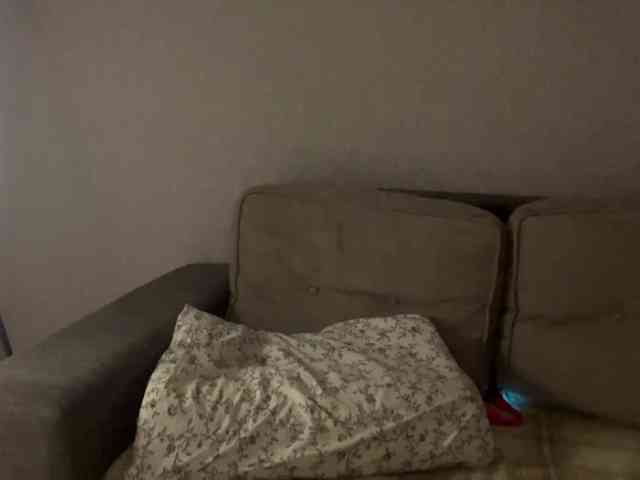 DeberaWarsham Live Webcam on BongaCams