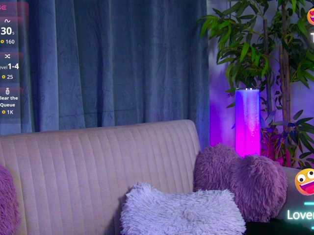 JadeNoa's BongaCams show and profile