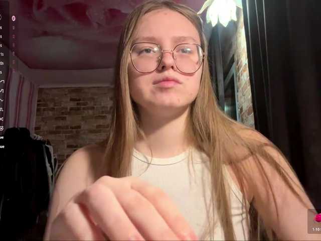  CelinaMacguire chat room